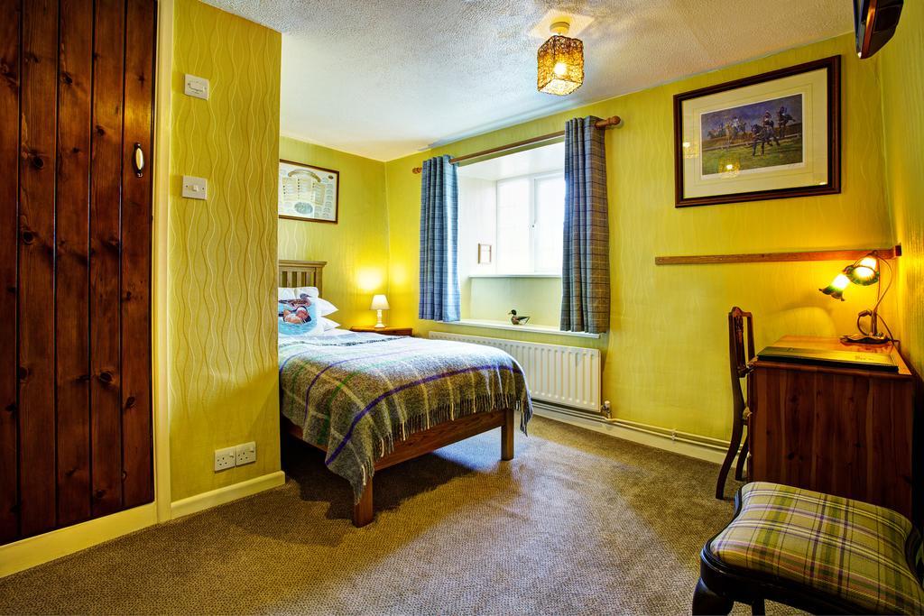 Classic Single Room