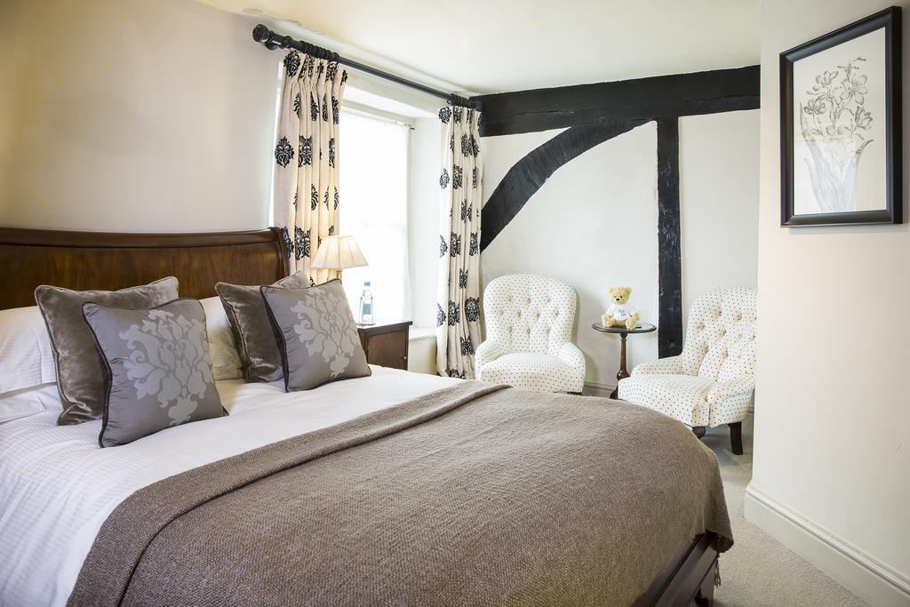 Standard Double Room,775188298:JPEG
