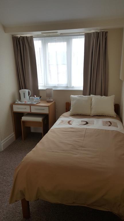 Single Room with Shower