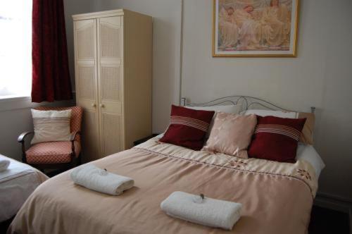 Basic Double Room,4682589:JPEG