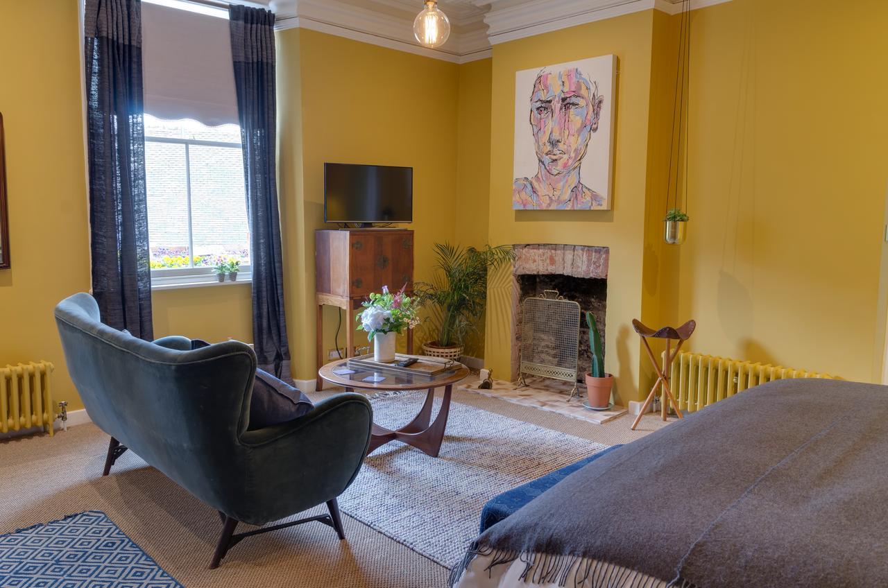 Deluxe King Suite