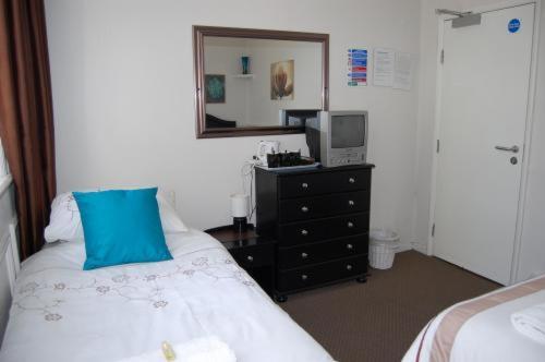 Double or Triple Room,53461741:JPEG