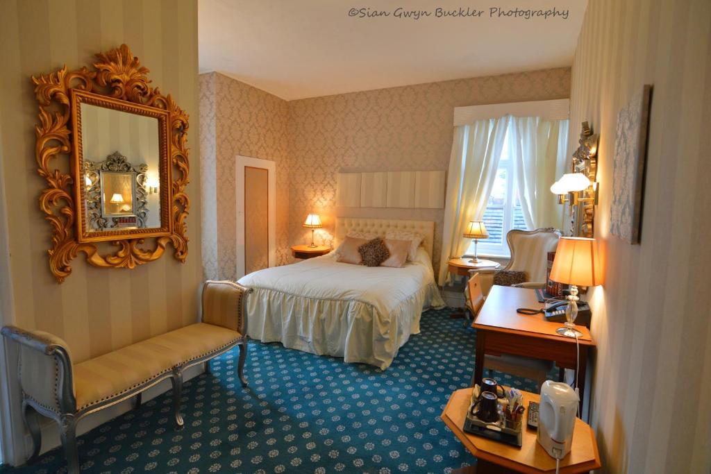 Superior Double or Twin Room