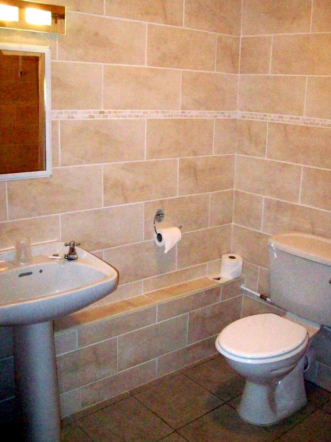 Twin Room with Shower