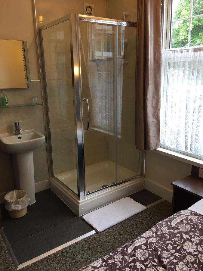 Single Room with Shower