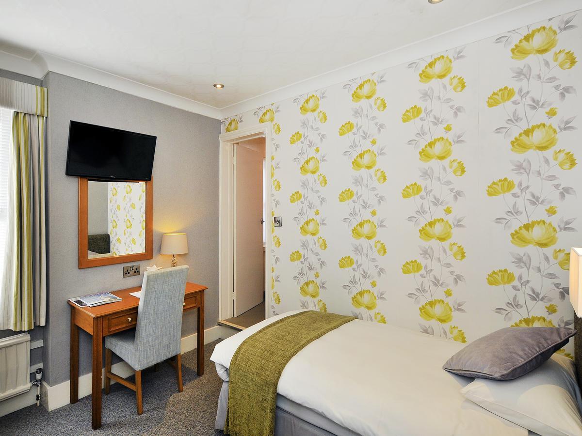 Single Room En Suite