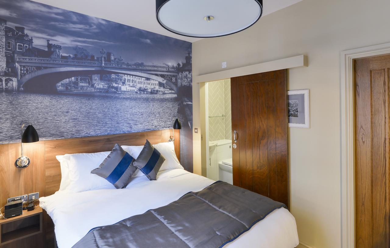 Standard Double with Ensuite