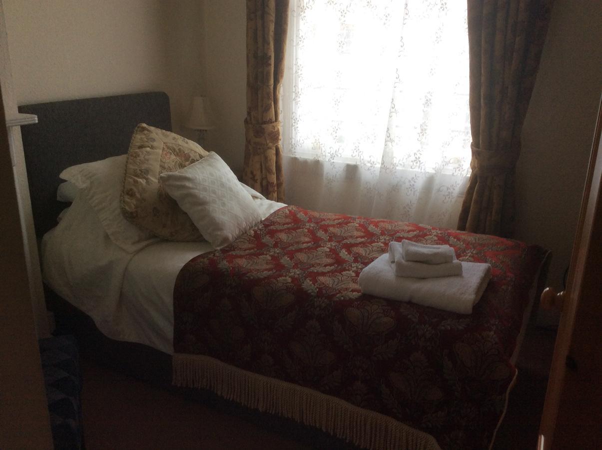 Single Room with Shower
