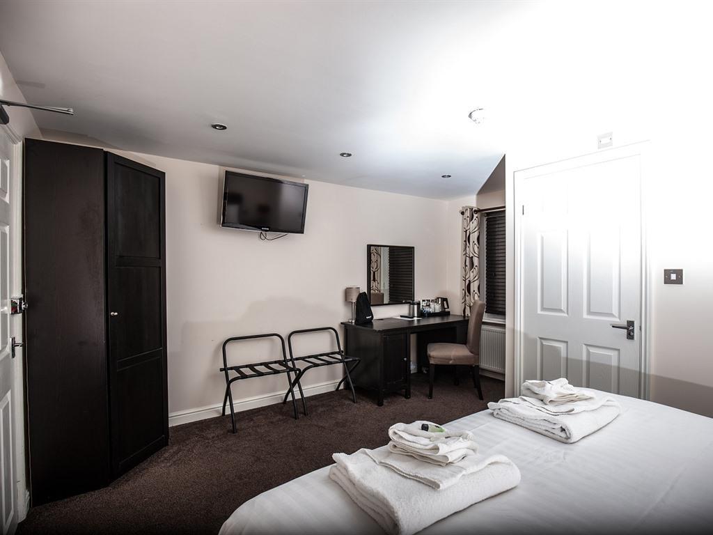 Deluxe Double or Twin Room