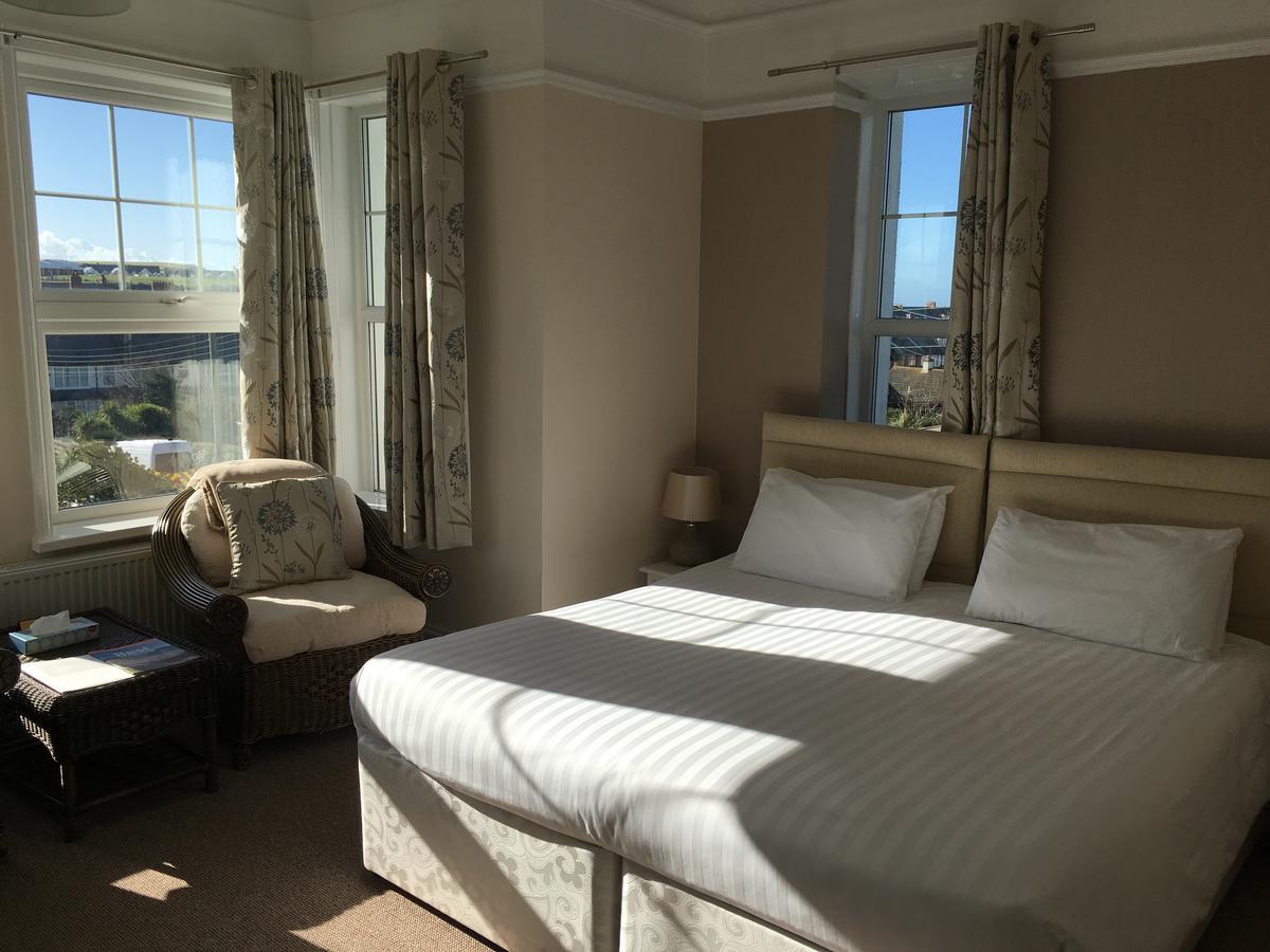 Superior Deluxe Double or Twin Room