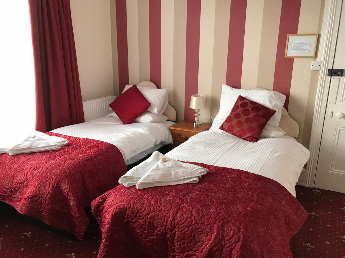Comfort Triple Room with Shower