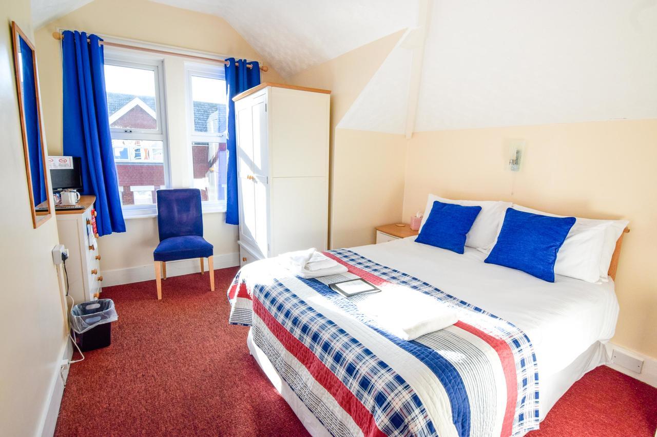 Large Double Room