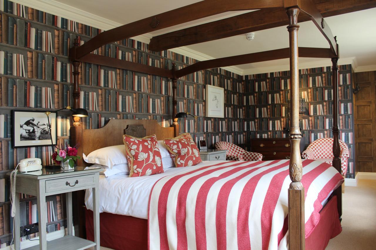 Large Double Room,1323102679:JPEG