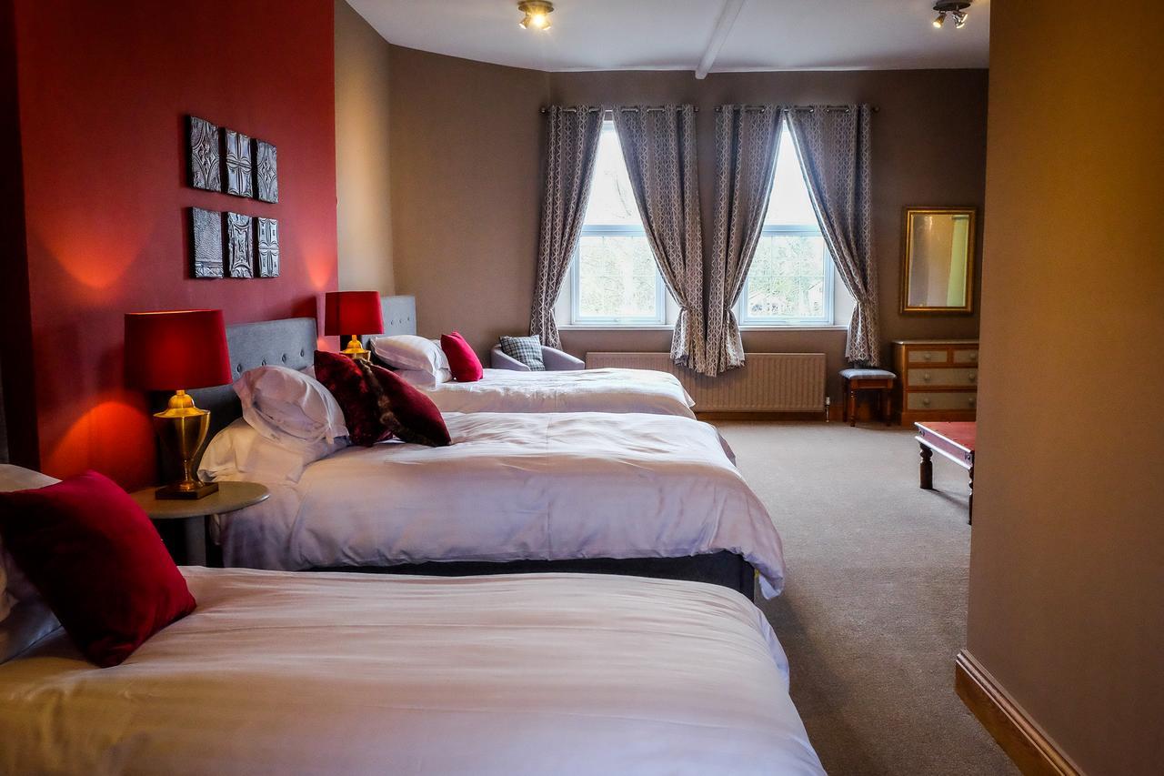 Deluxe Family Room