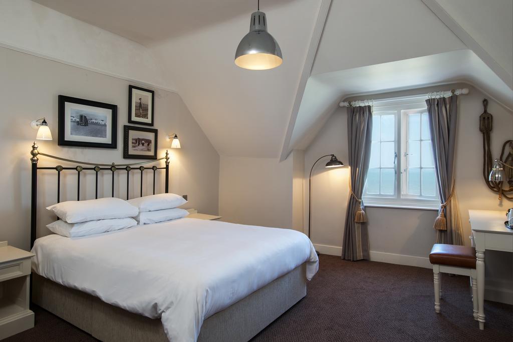 Standard Double Room with Sea View