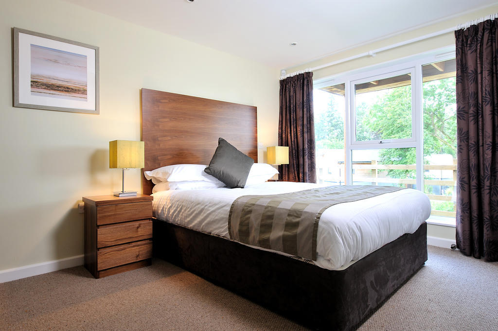 Three-Bedroom Lodge with Hot Tub