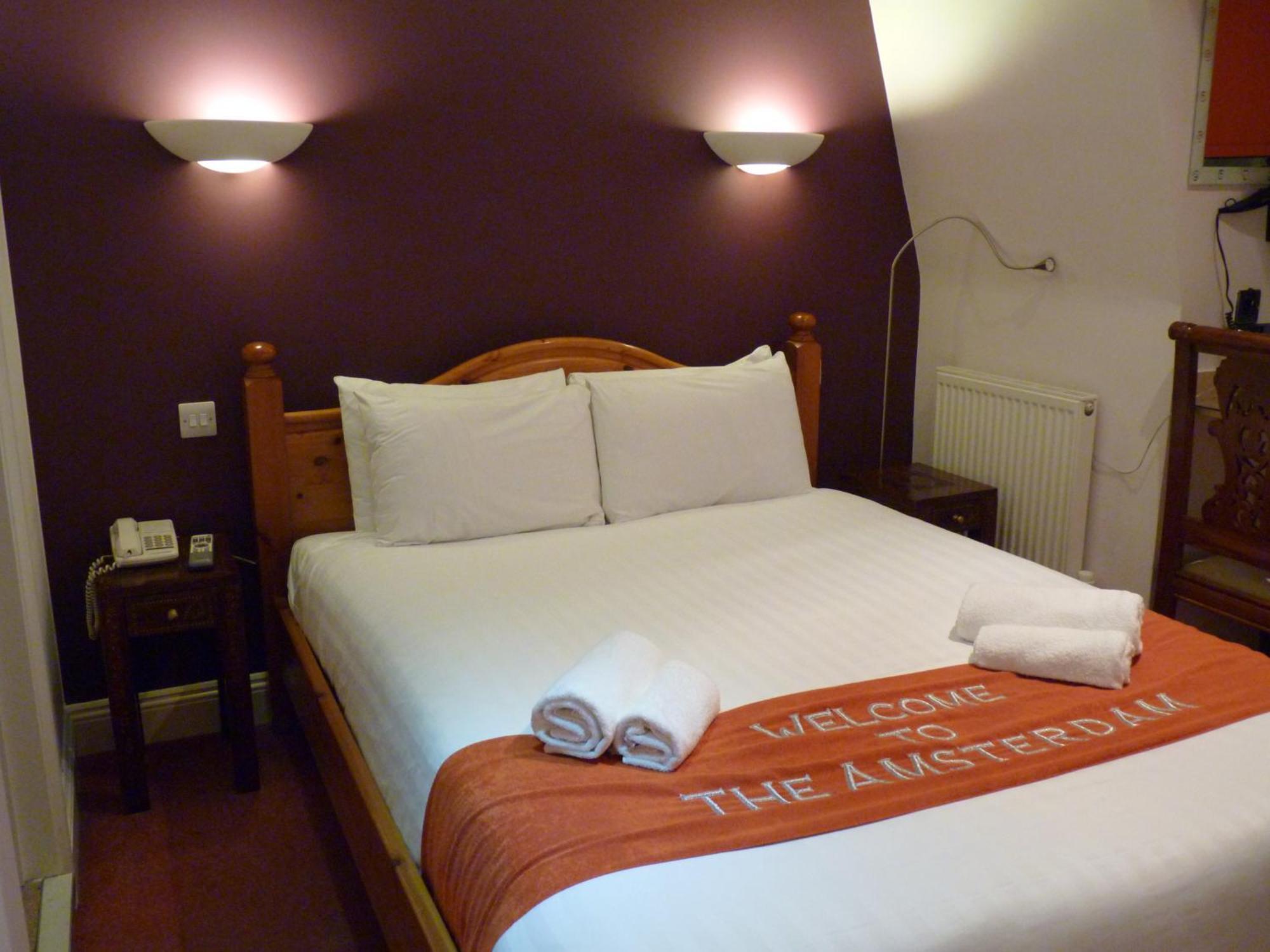 Double Room,943015153:JPEG