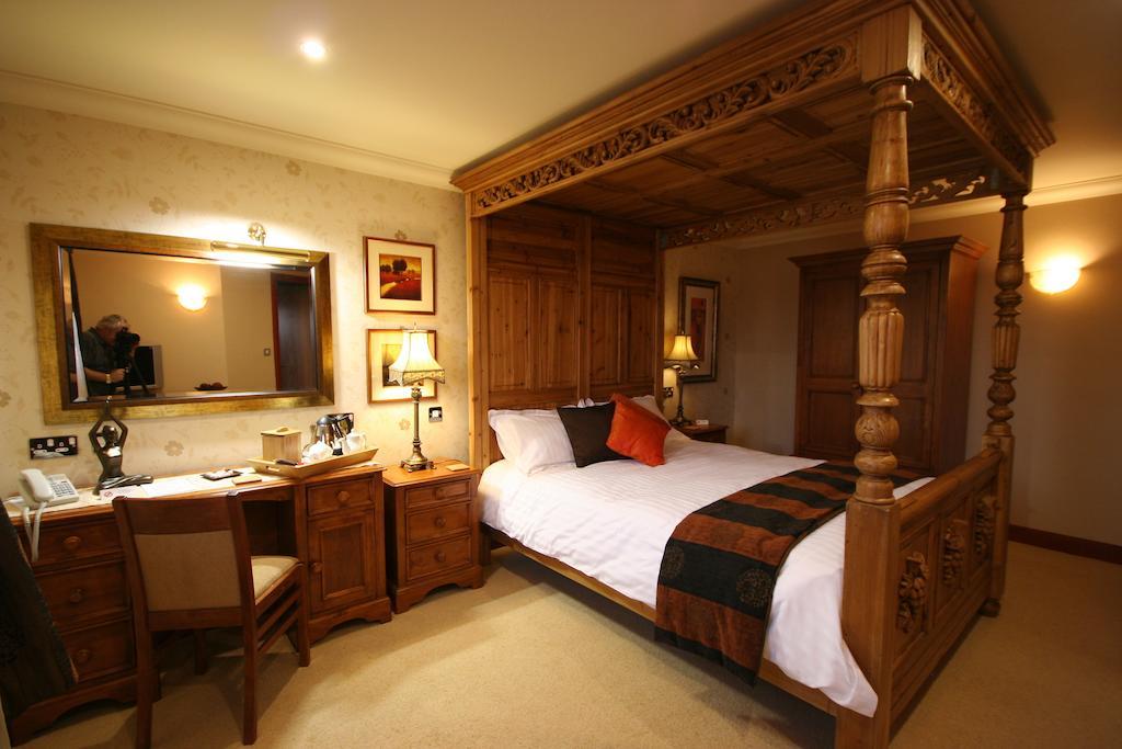 Four Poster Double Room