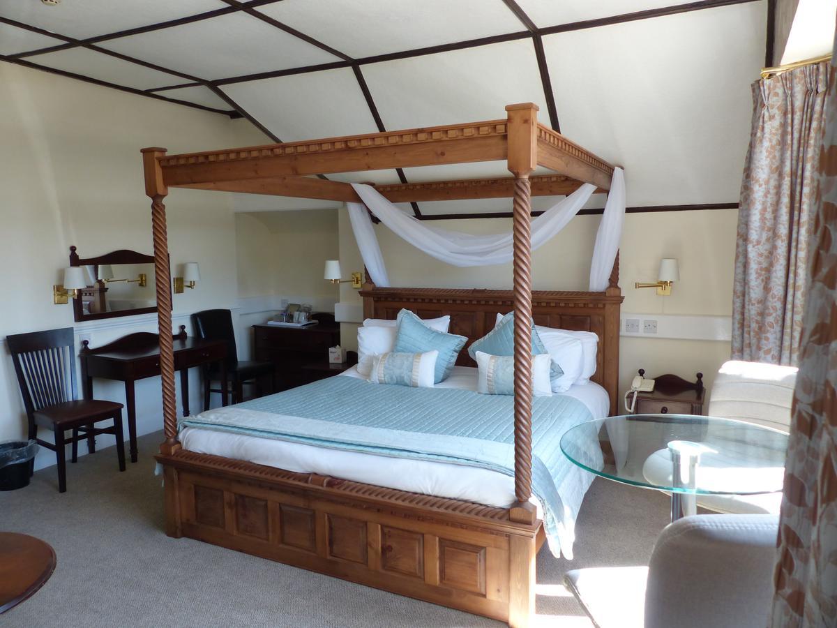 Double Room with Four Poster Bed
