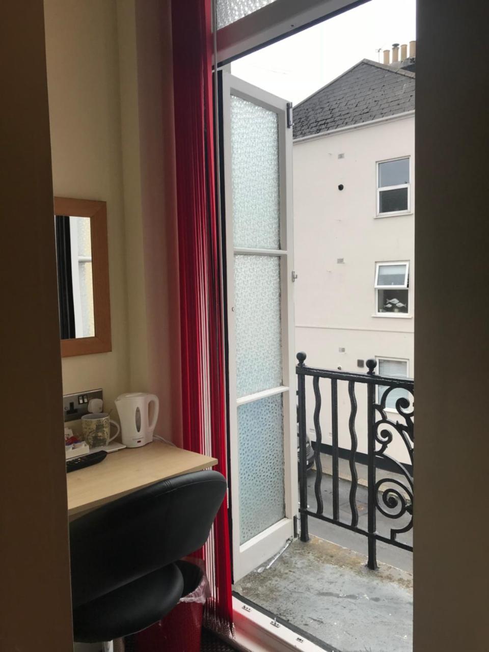 Single Room with Private Bathroom