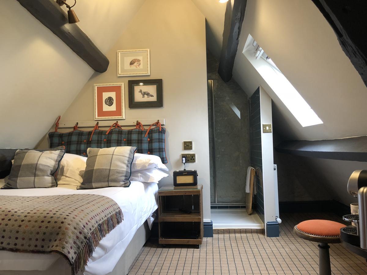 Small Double Room,719520985:JPEG
