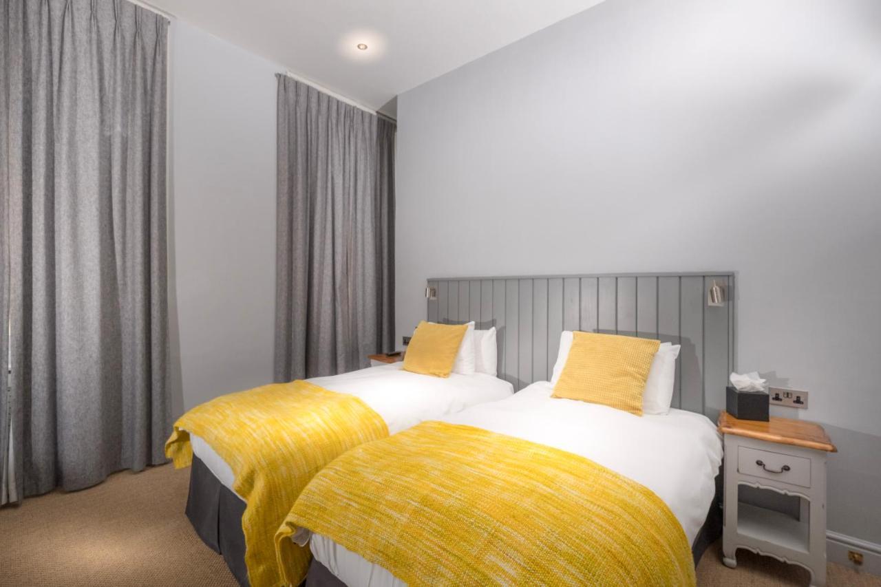 Large Twin Room