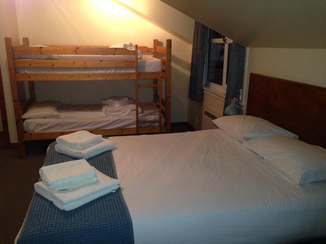 Quadruple Room with Shower