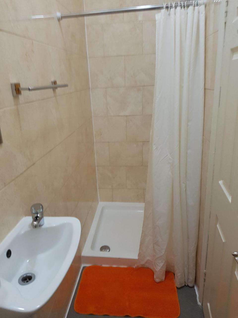 Triple Room with Shower