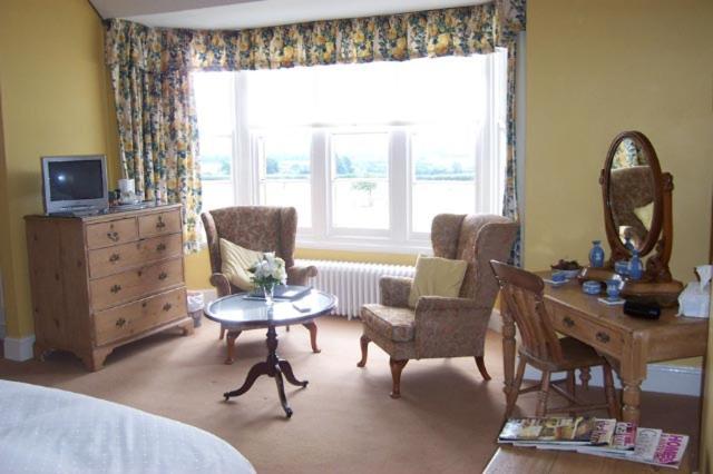King Room with Garden View