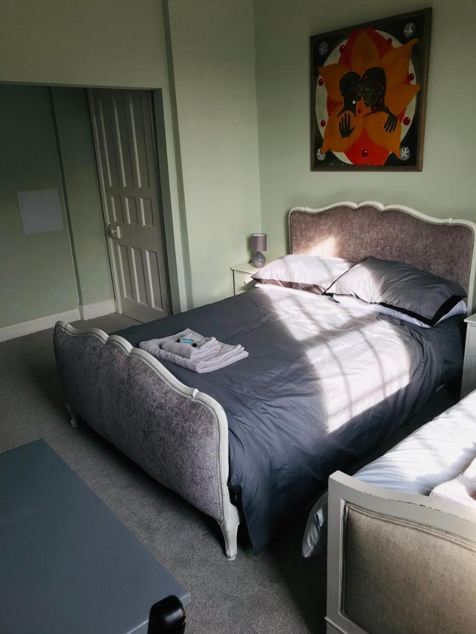 Twin Room with Private Bathroom