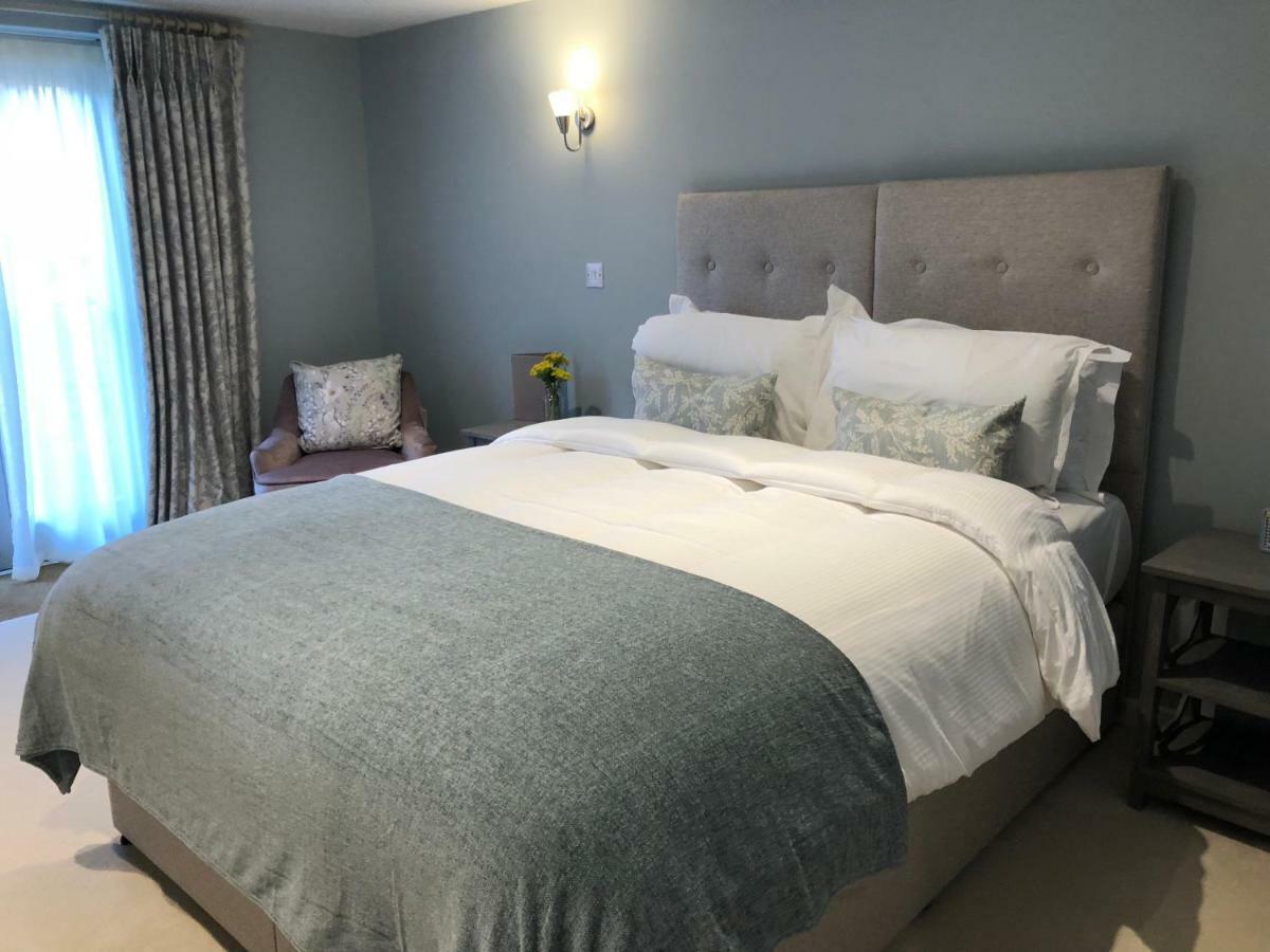 Large Double or Twin Room