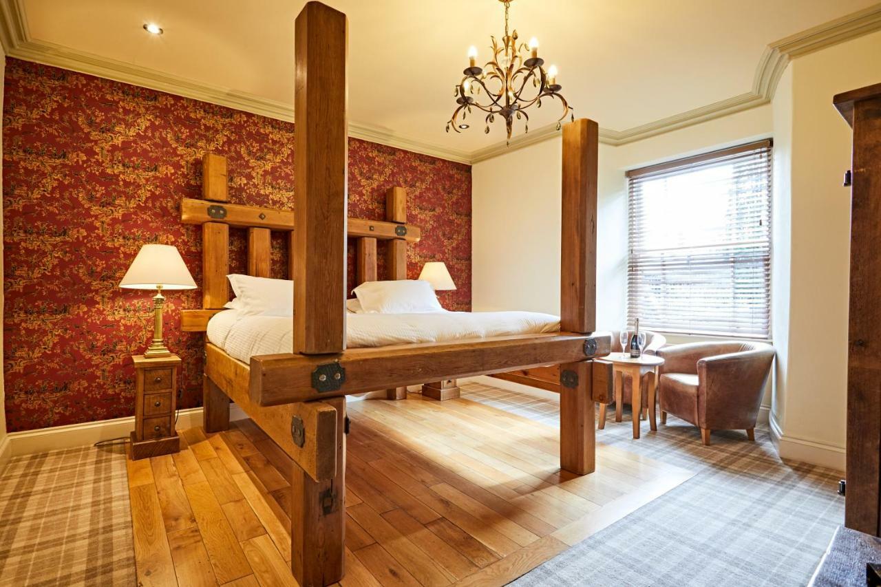 Superior Bedroom,789846804:JPEG