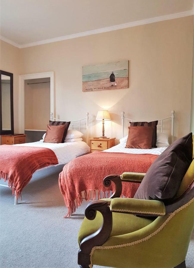 Large Twin Room