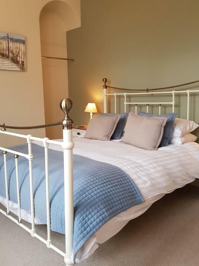 Large King Room with Bath