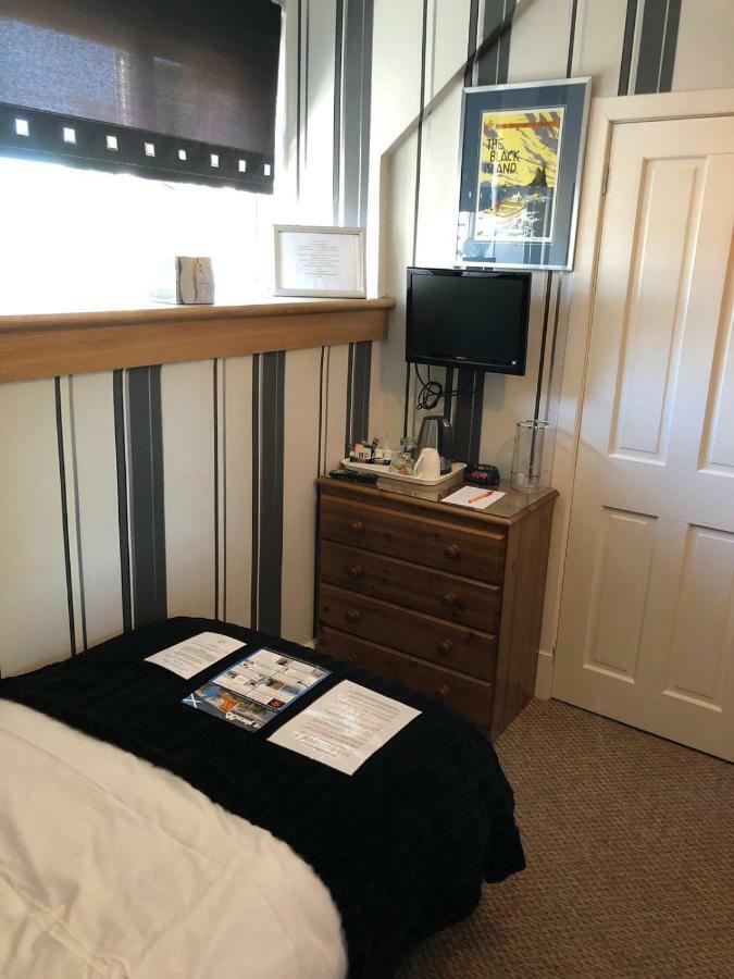 Single Room with Private Bathroom