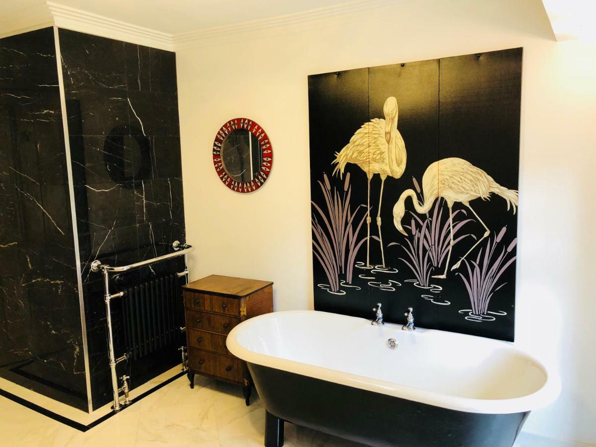 Emperor Room