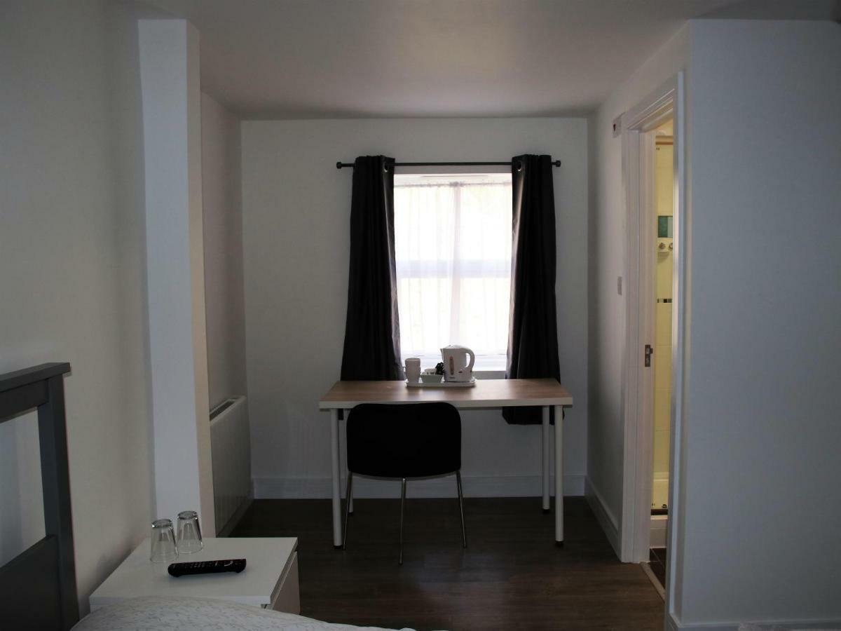 Deluxe Double Room with Shower