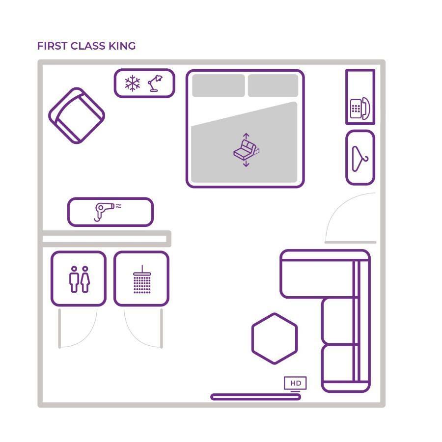 Camera King First Class