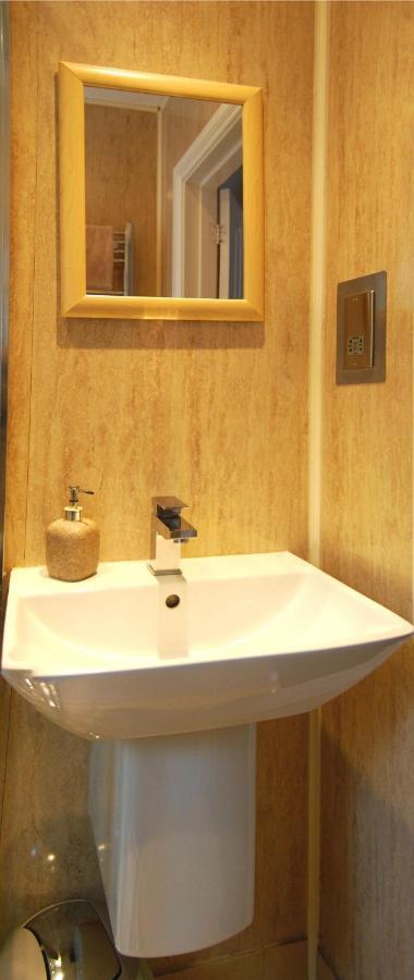 Double Room with Shower