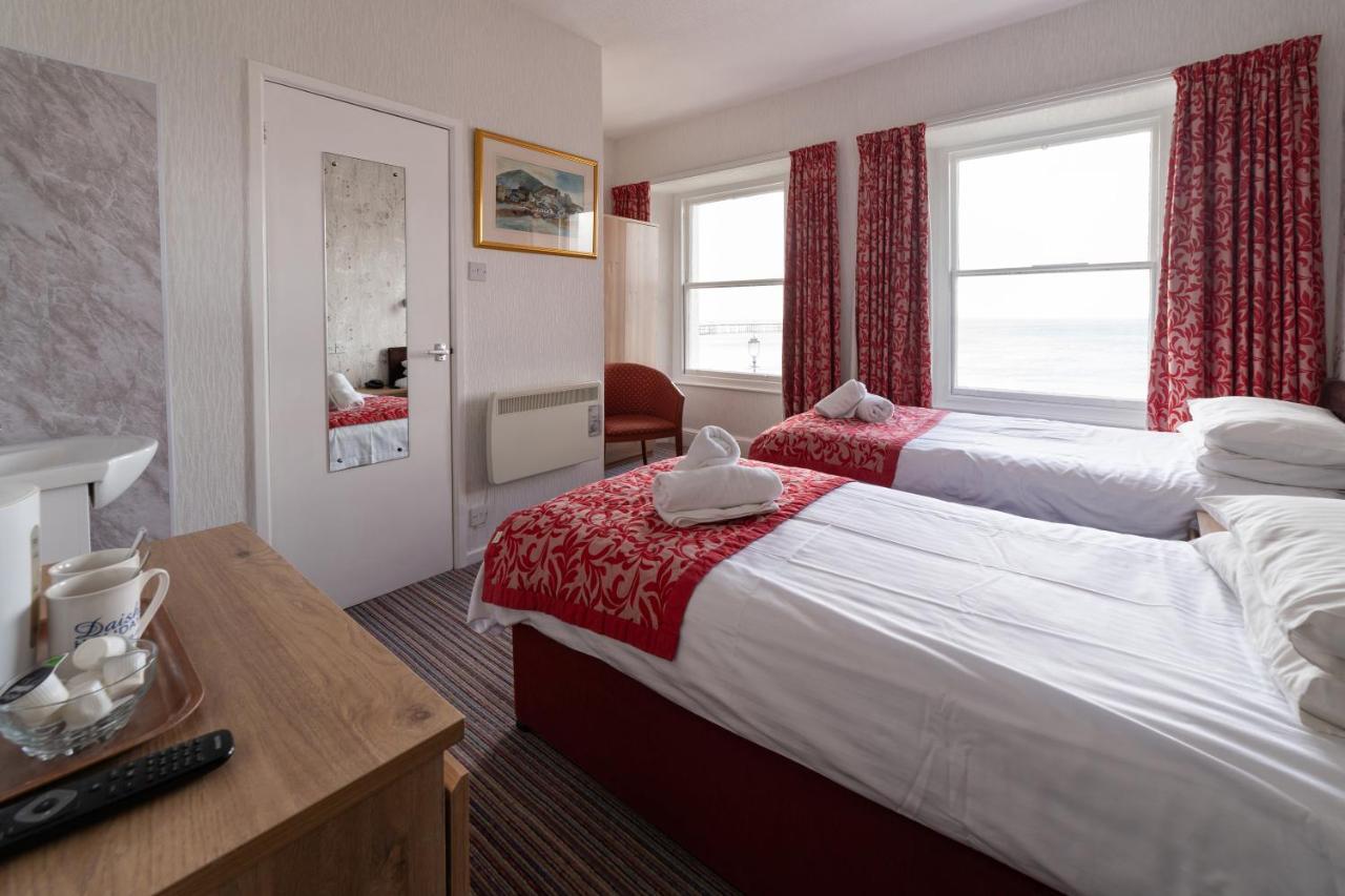 Twin Room with Sea View