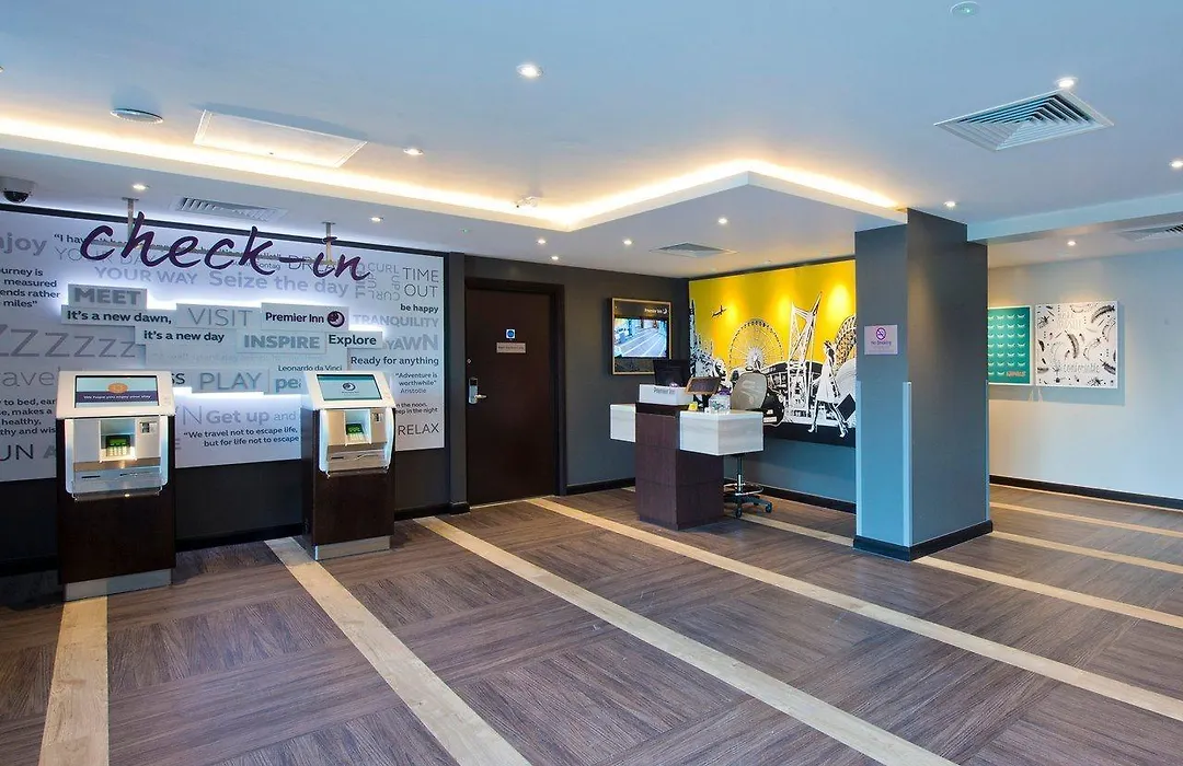 Premier Inn Gloucester - Quayside-1