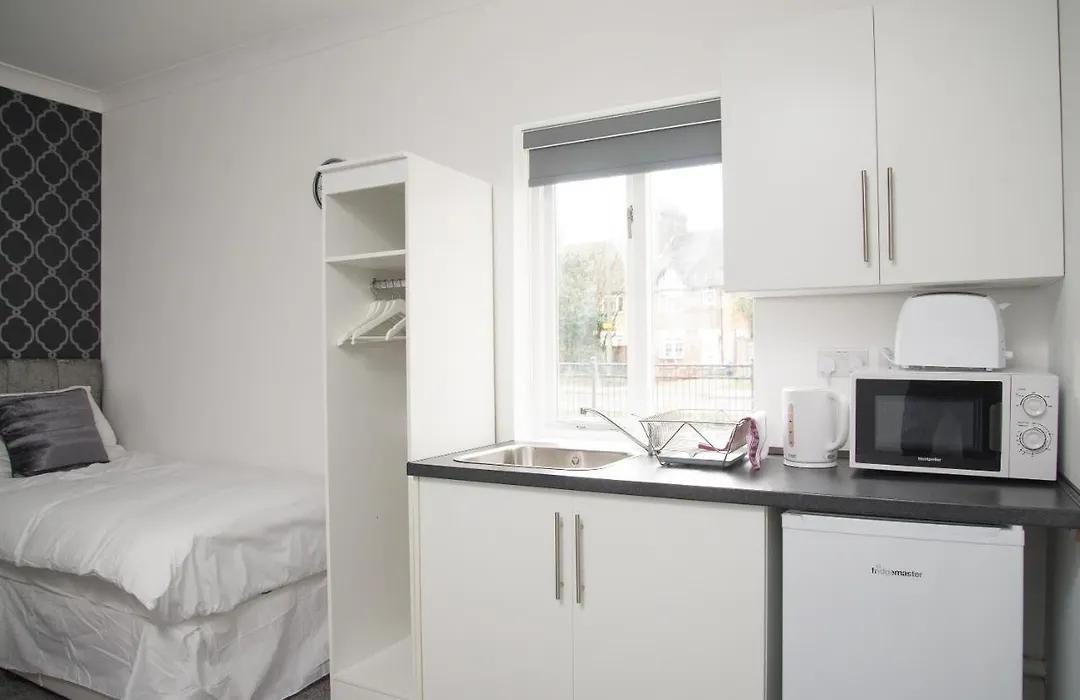 Tlk Apartments And Hotel - Orpington-1