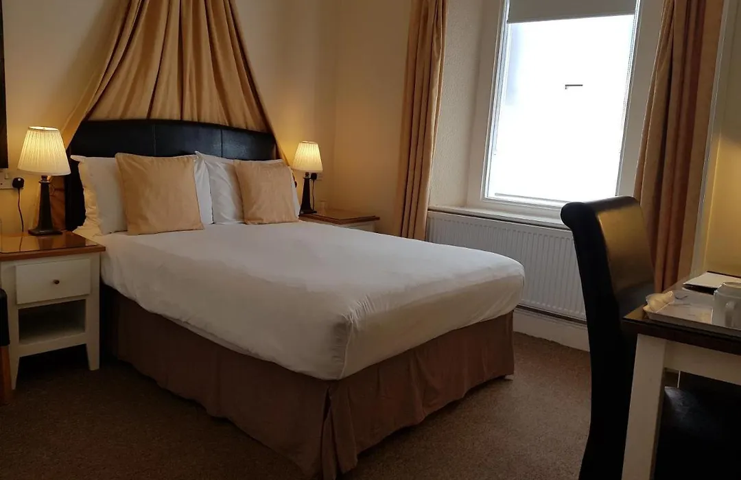 Spreyton Guest House-1