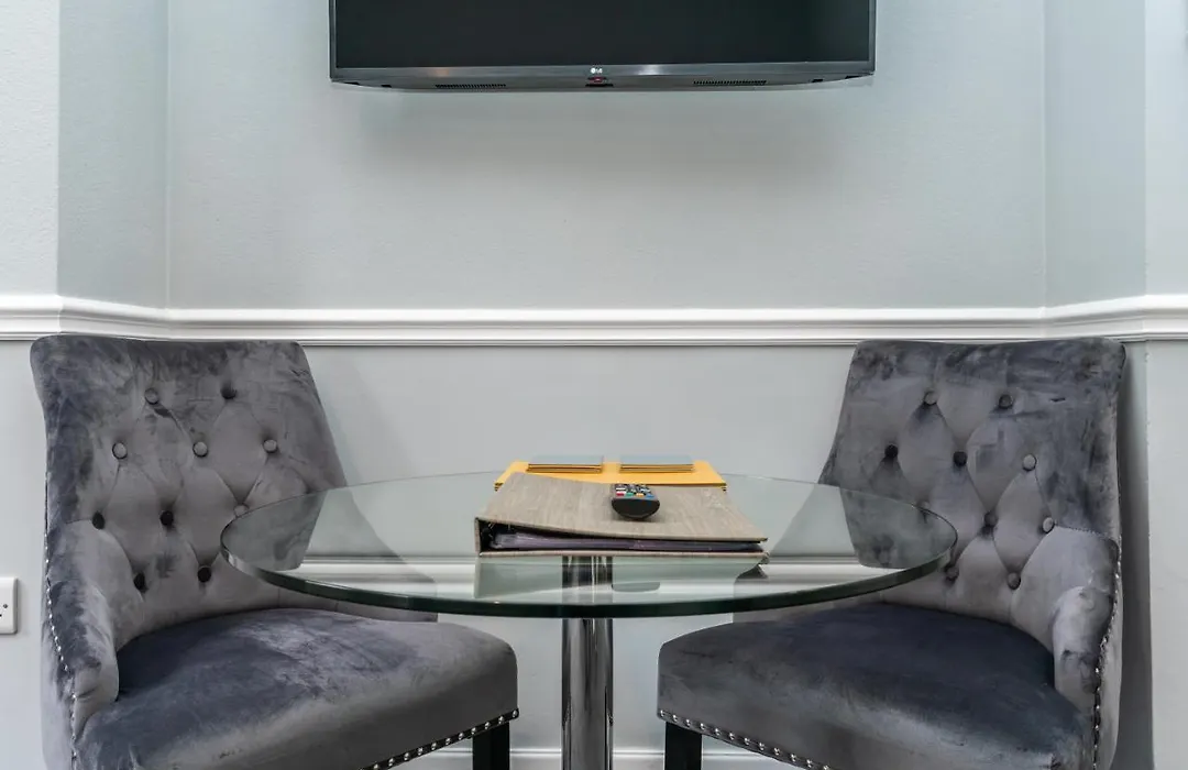 Sycamore Apartments-1