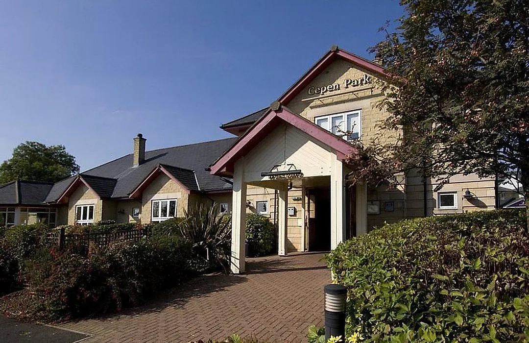 Premier Inn Chippenham-1