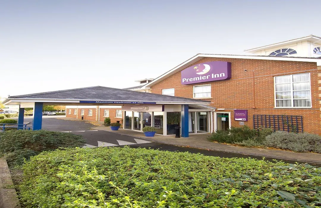 Premier Inn Coventry South - A45-1