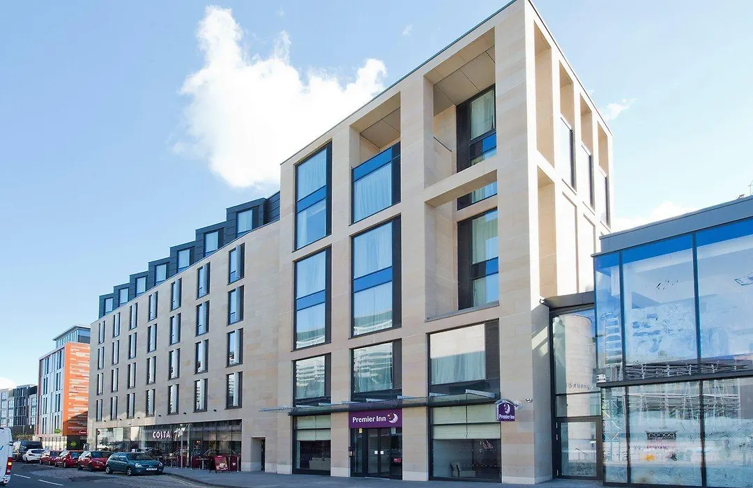 Premier Inn Edinburgh City Centre Royal Mile-1