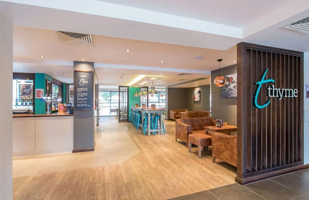 Premier Inn Banbury - M40 J11-1