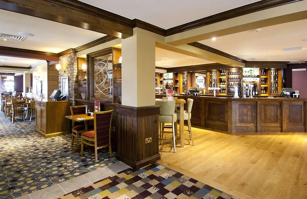 Premier Inn Bicester-1