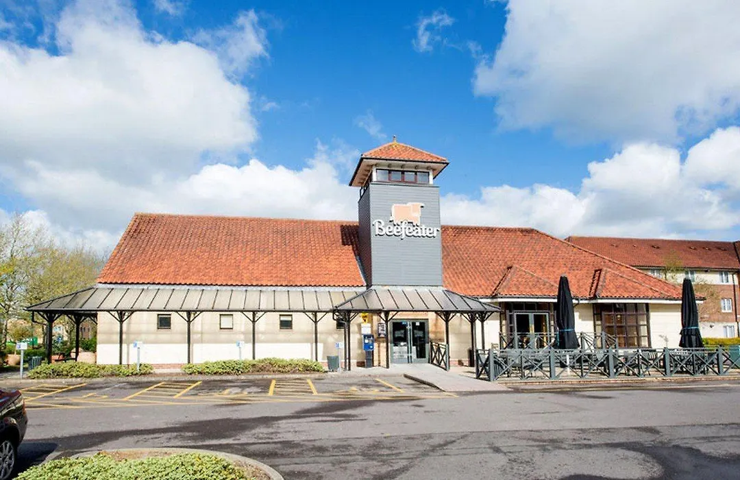 Premier Inn Swindon West - M4 J16-1